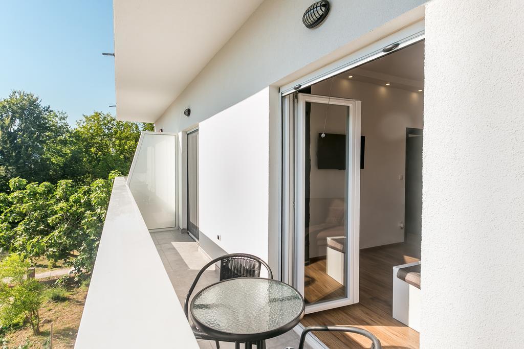 Tramonto Apartments ราดานอวิชิ ภายนอก รูปภาพ